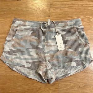 Z SUPPLY lounge shorts size medium